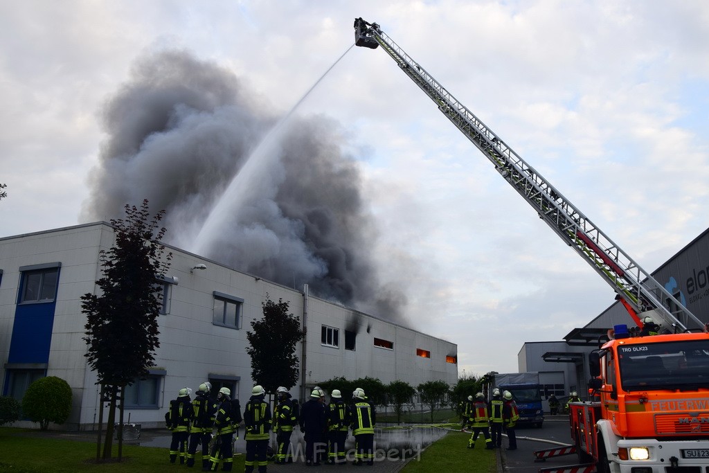 Grossbrand Halle Troisdorf Kriegsdorf Junkersring P103.JPG - Miklos Laubert